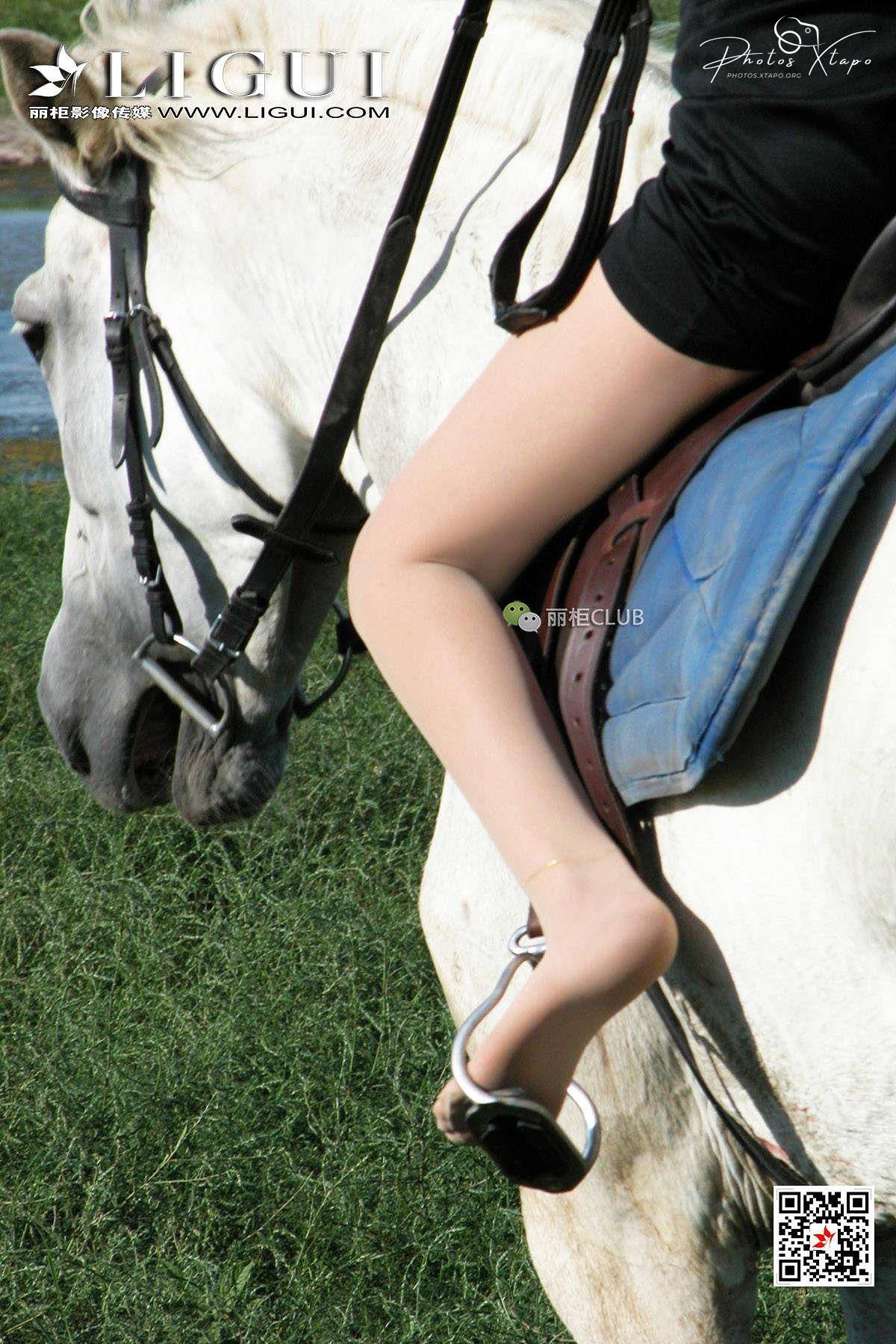 Leg Model Silk Gao White Horse Girl Mith Ligui Beautiful leg silk foot